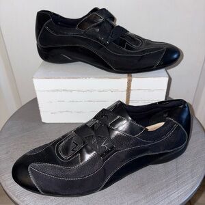 Anne Klein Black and Gray Women's Sneakers - sz9.5 (P23)